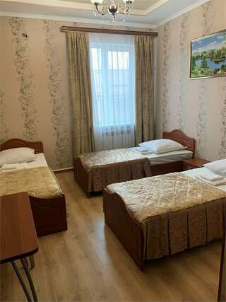 Гостиница Династия Нижний Новгород Стандарт трёхместный-2
